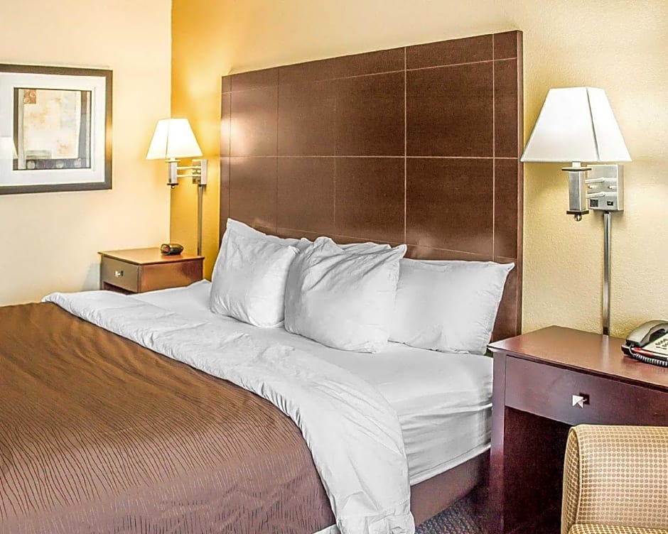 Quality Inn & Suites
