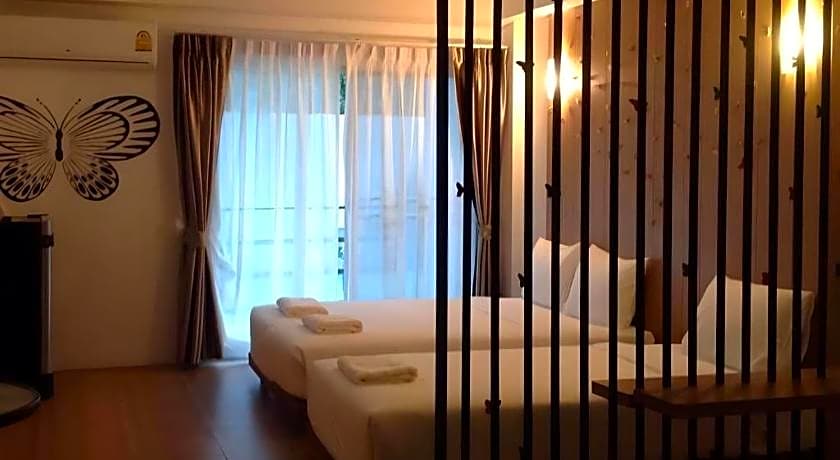 The Pride Hotel At Laemsing