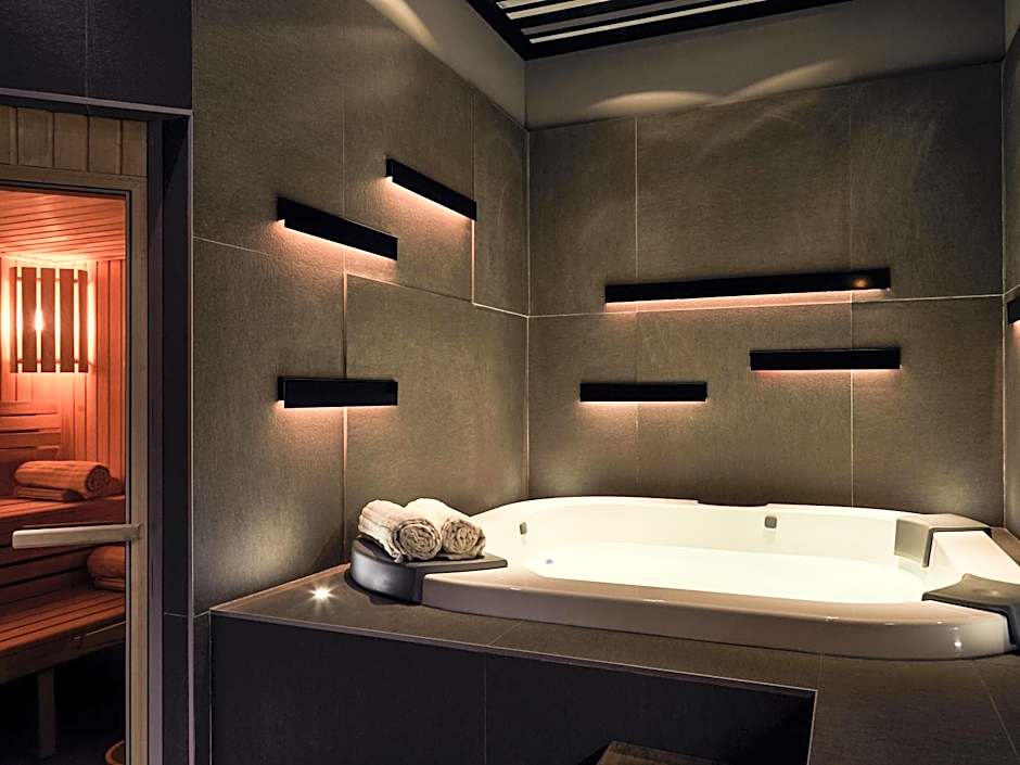 Ibis Styles Hyeres Rooftop & Spa