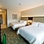 Holiday Inn Express and Suites Birmingham - Homewood By IHG