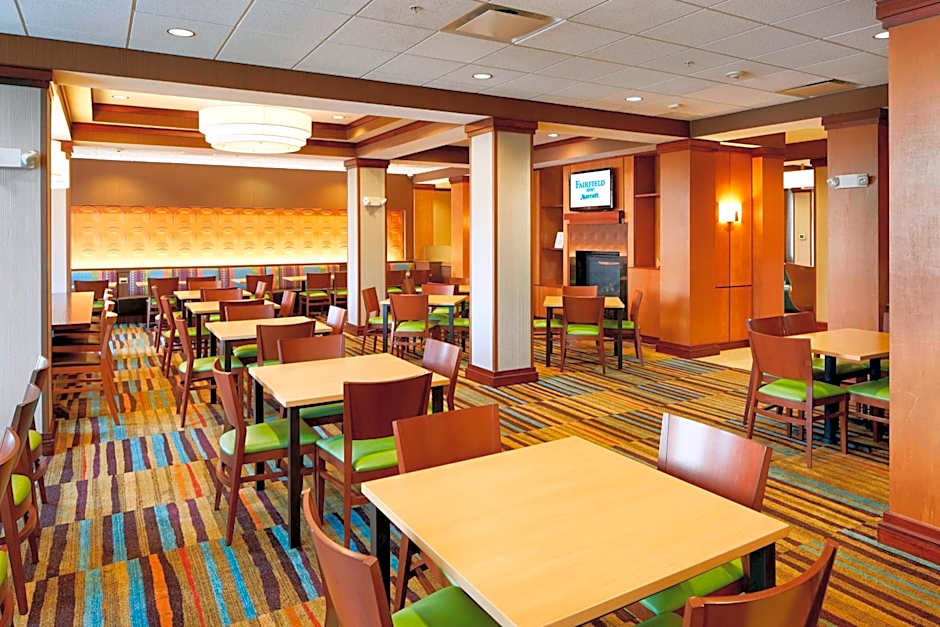 Fairfield Inn & Suites by Marriott Columbus Polaris