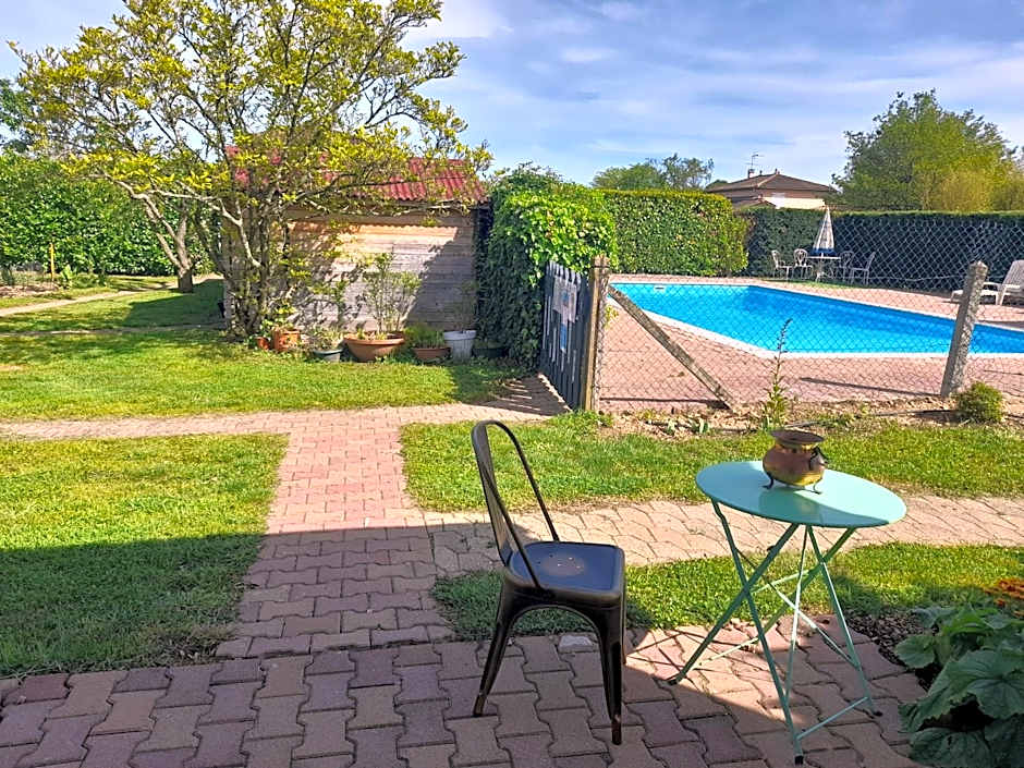 La maison du Bonheur, borne de recharge VE