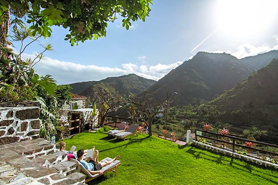 Suites Los Telares - Adults Recommended