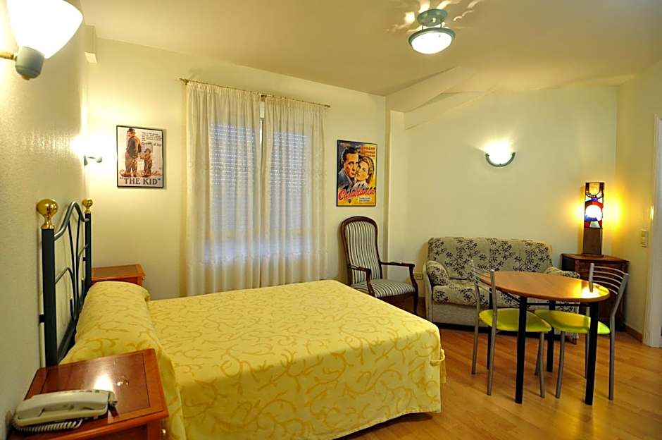 Hotel Apartamentos Aralso Sotillo