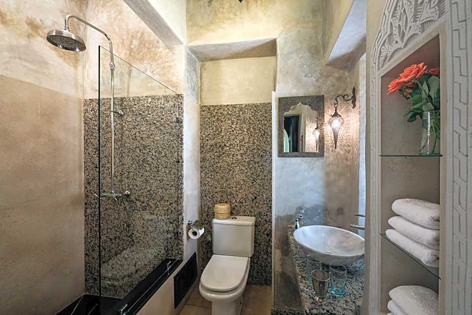 Riad Azzar