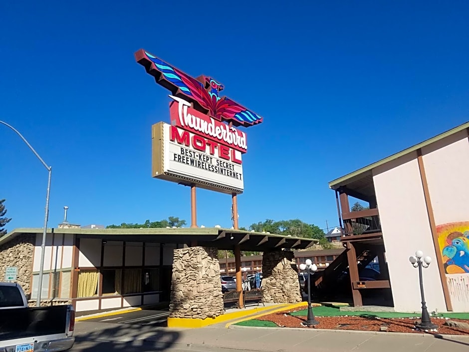 Thunderbird Motel