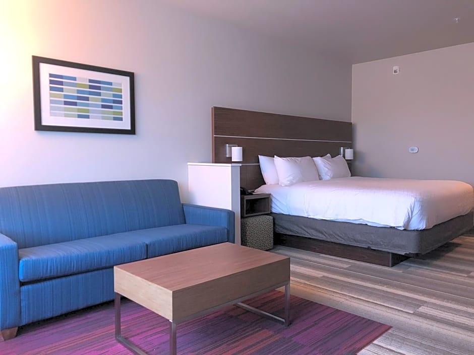 Holiday Inn Express And Suites Madison West - Middleton By IHG