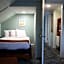 The Burgundy Inn Hotel and Apartments