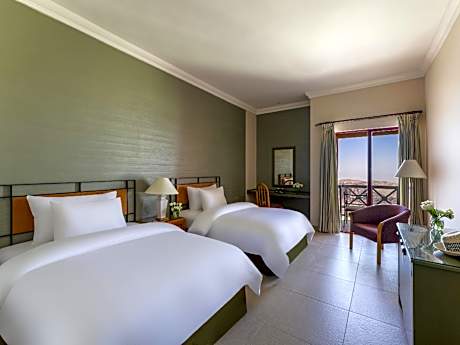 Superior Room With 2 Single Beds