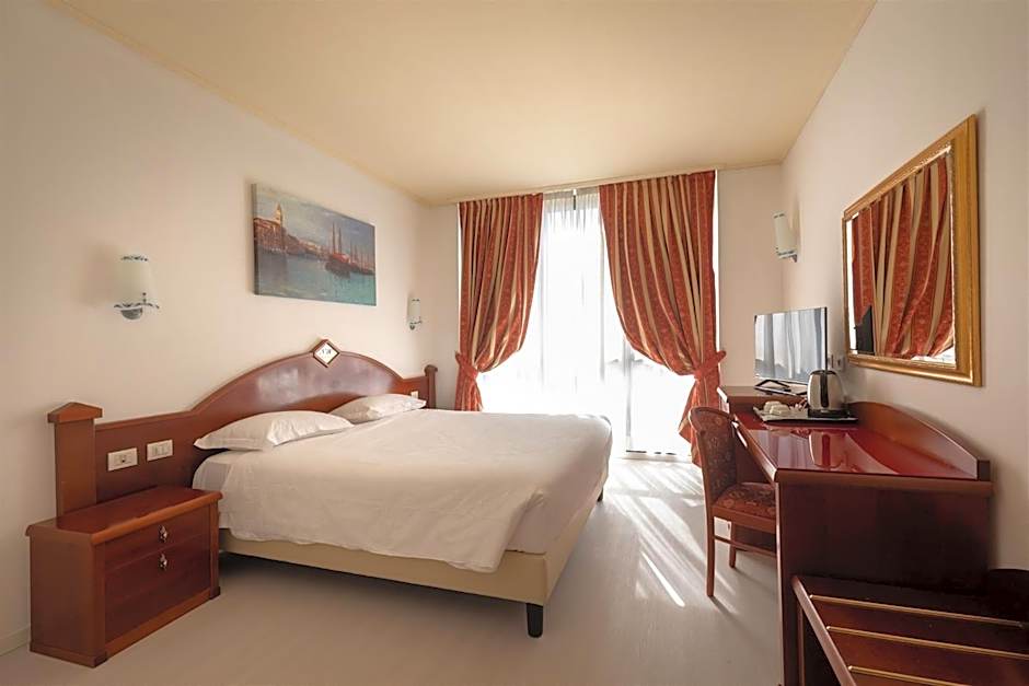 Noventa Hotel
