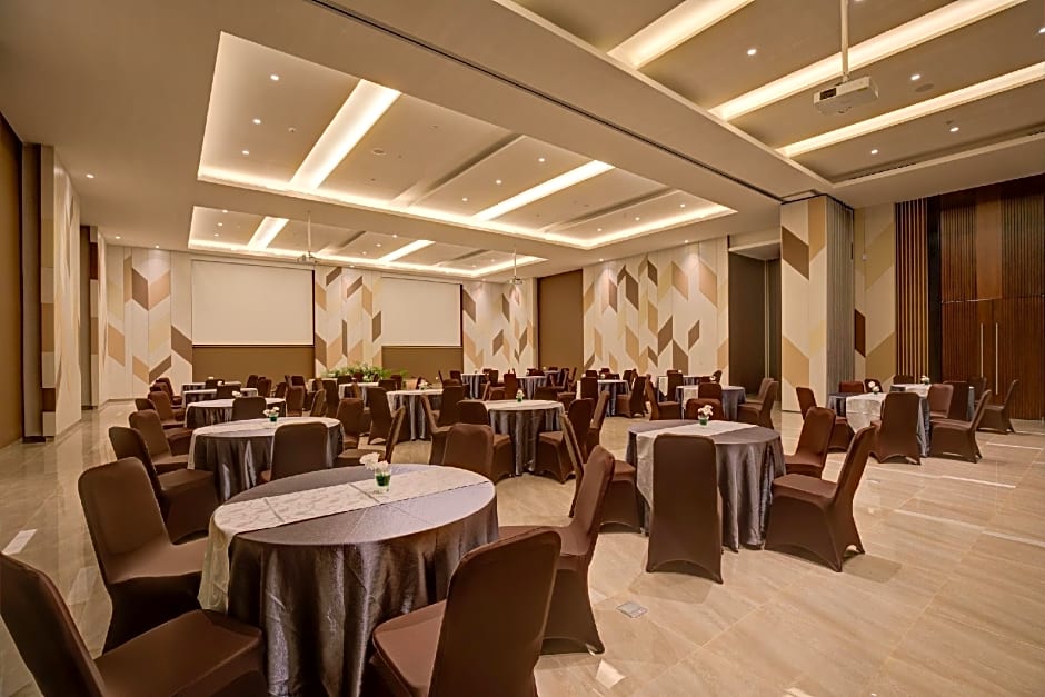 Mambruk Hotel and Convention