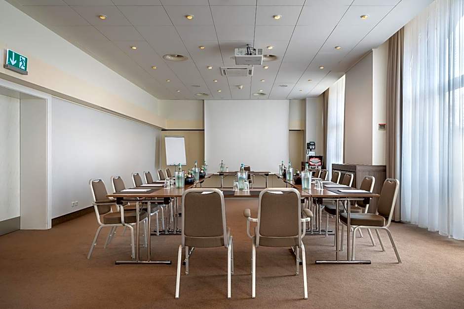 Garner Hotel Essen Handelshof by IHG