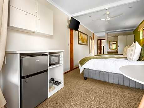 Comfort Triple Room with Shower