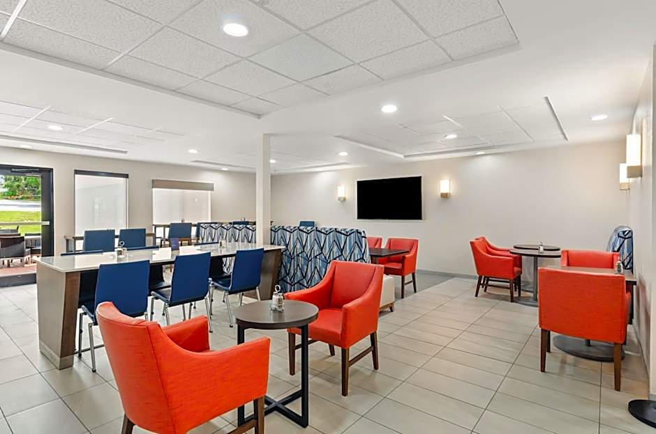 Holiday Inn Express Princeton/I-77 By IHG