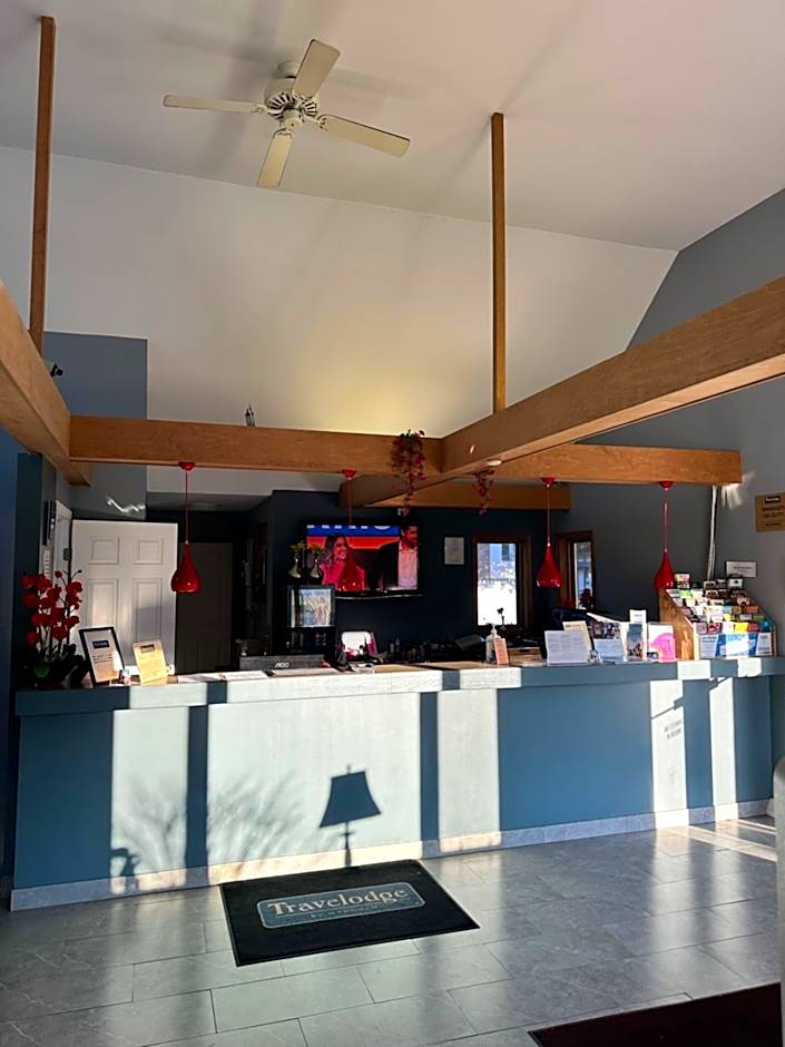 Travelodge by Wyndham Lake George NY