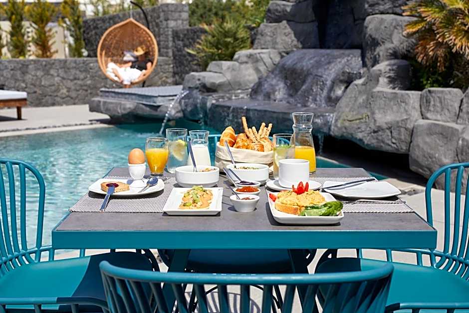 Mountain and Sea Suites