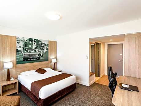 Deluxe Double or Twin