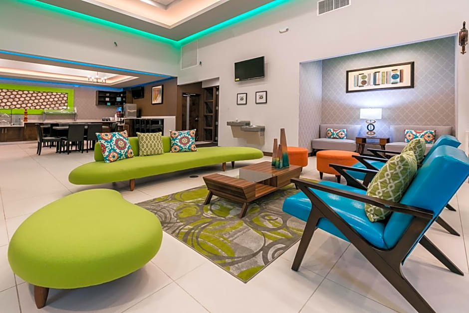 Ramada by Wyndham El Paso