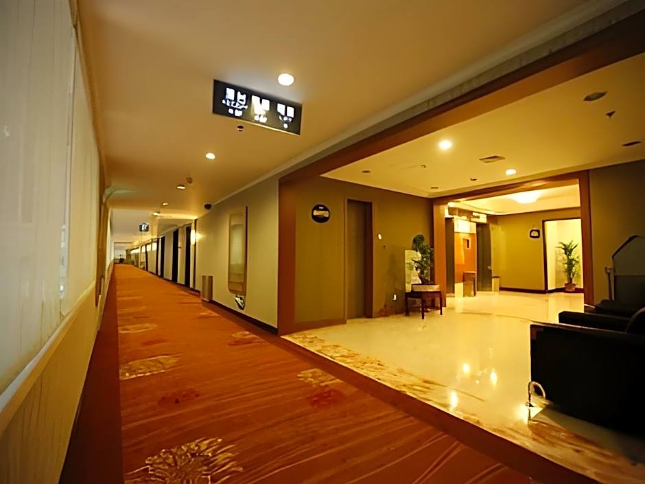 Changchun Zhuozhan Days Hotel