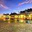 Route 66 Motor Inn