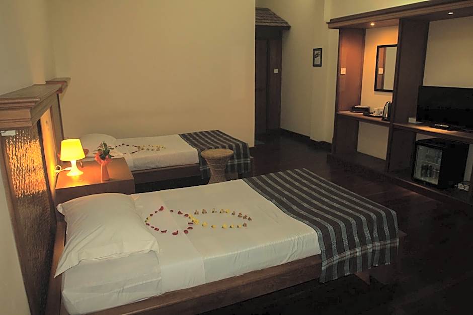 Golden Sunrise Hotel