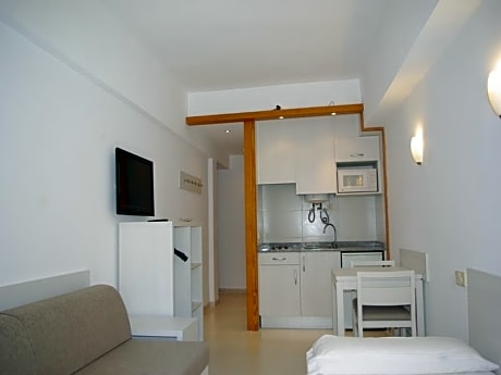 STUDIO CAPACITY 2 PERSONS