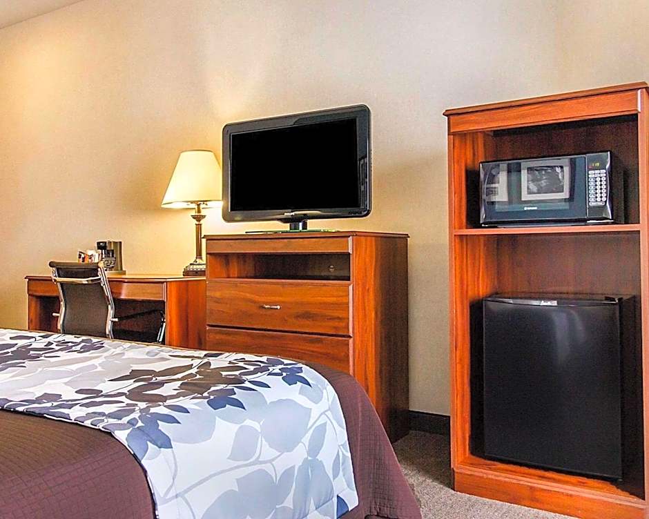 Sleep Inn & Suites Evansville - Casper