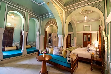 Royal Heritage Room