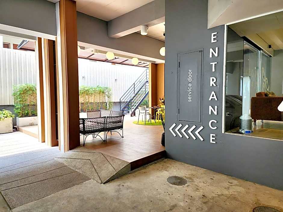 Ploen Place Residence