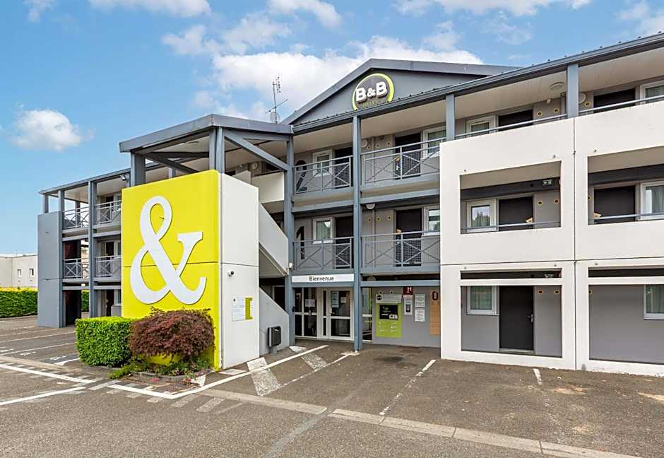 B&B HOTEL CHARTRES Le Forum