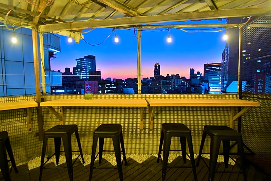 Inn Cube Taipei Main Station