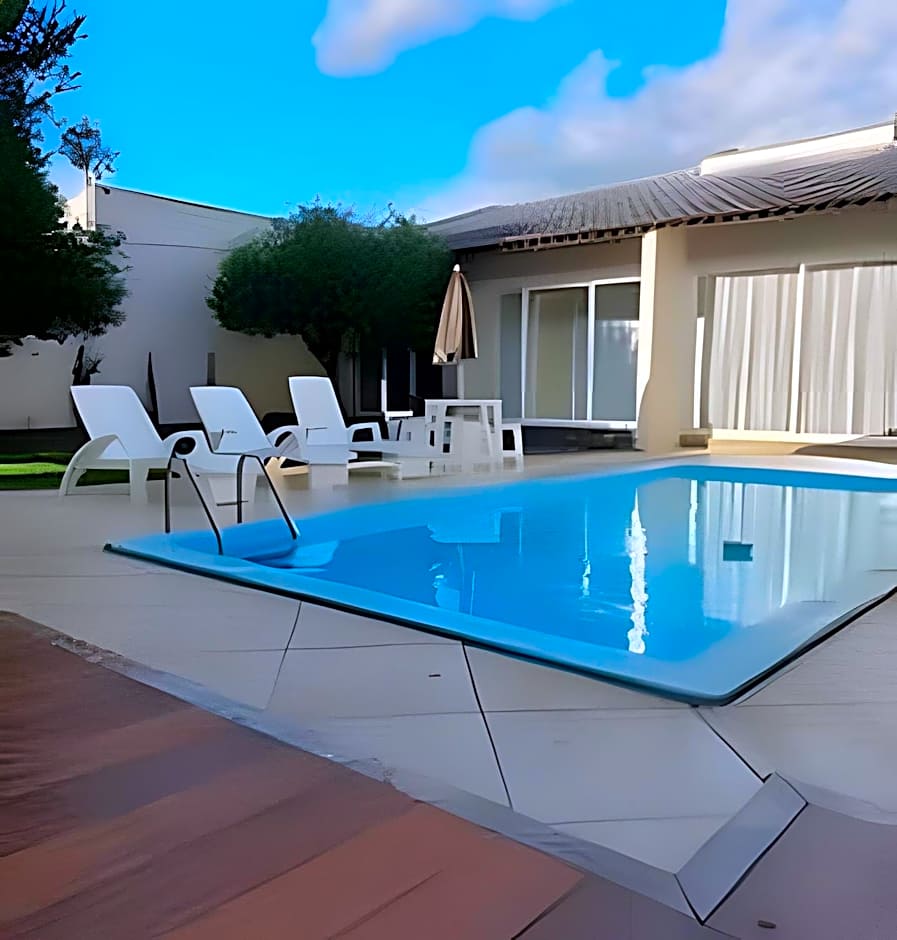 Casa Completa 6 Suíte e 1 Quarto, Piscina e Gourmet