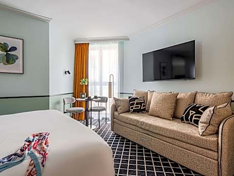 Standard Room with twin beds