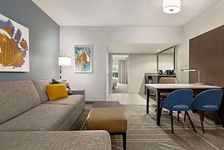 Queen Suite with Two Queen Beds - Non-Smoking