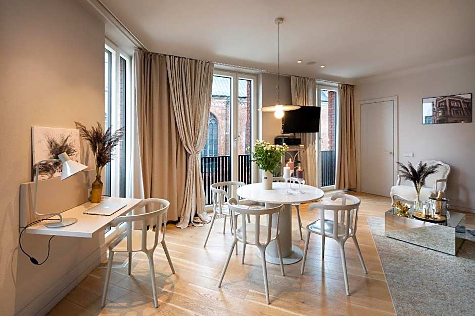 Redstone Apartments & Boutique Suites