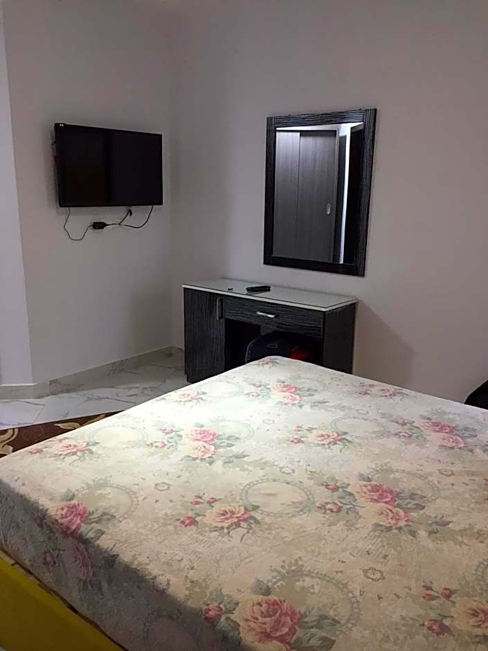 شاليه على البحر بورتوسعيد