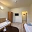 ETNA - Hostel -Noclegi Rzeszów 24 Pokoje -PARKING-