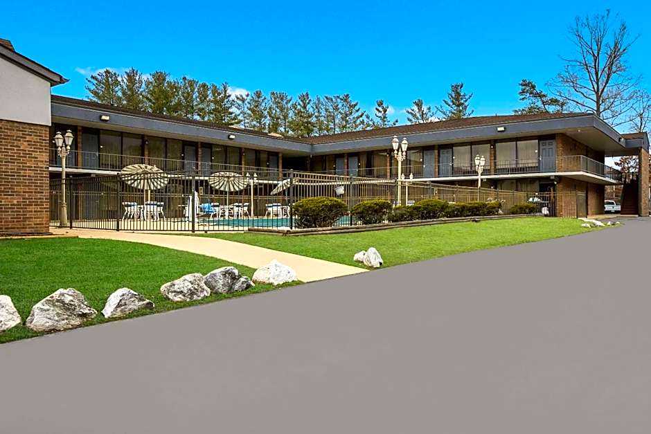 Quality Inn Asheville Airport