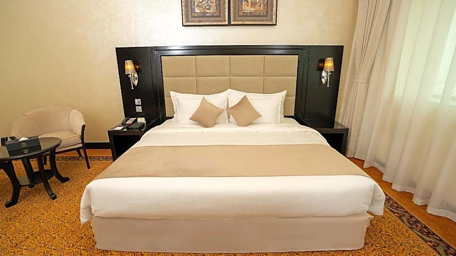 Royal Grand Suite Hotel