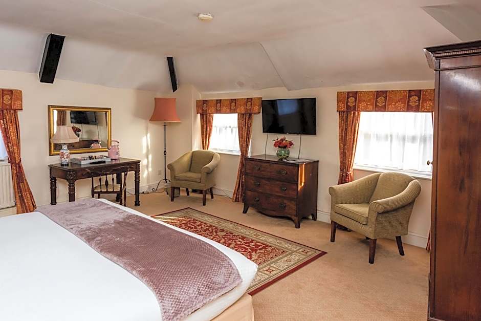 Brook Whipper-In Hotel