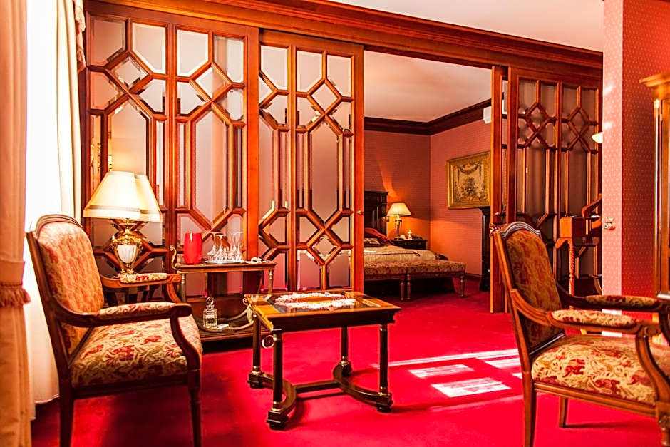 TB Palace Hotel & SPA