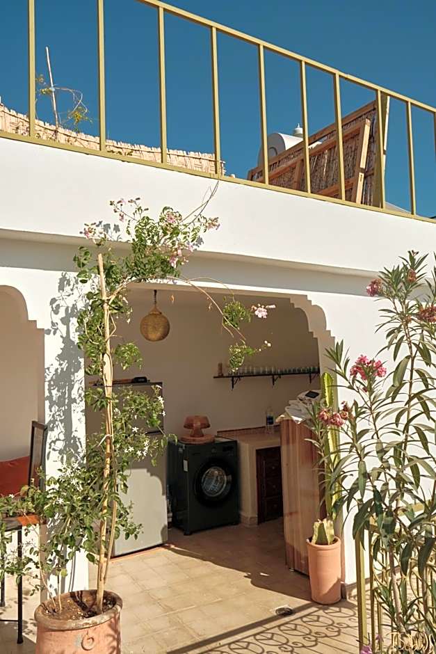 Riad Yu Yu