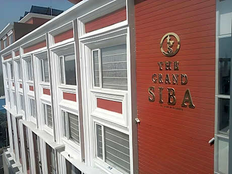 Hotel The Grand SIBA