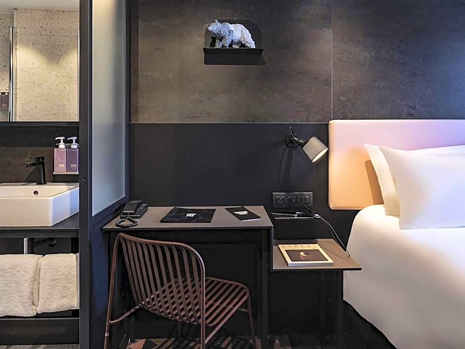 Tribe Paris Batignolles