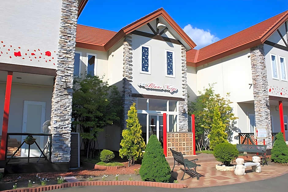 Petit Hotel Blane Neige