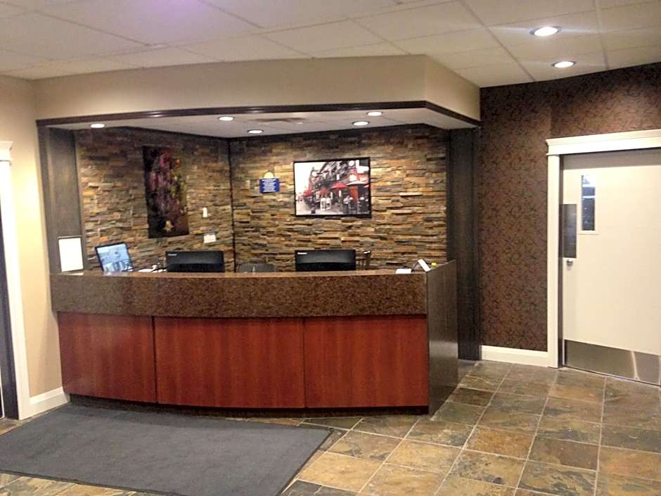 Days Inn by Wyndham Sylvan Lake