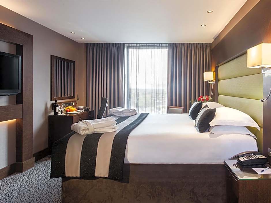 Park Grand London Heathrow