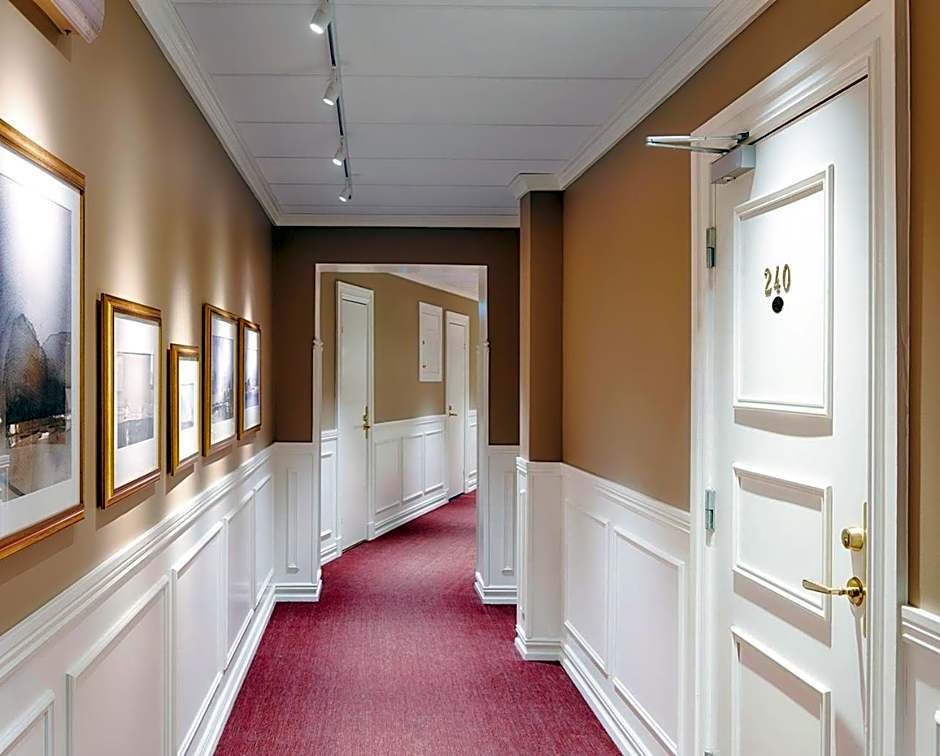 Hotel Royal