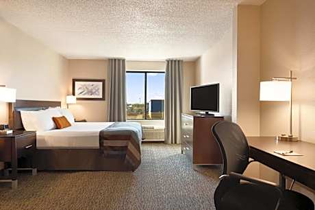 1 King Bed Deluxe Room Non-Smoking