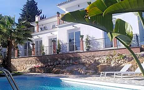 Boutique X Benalmadena Pueblo